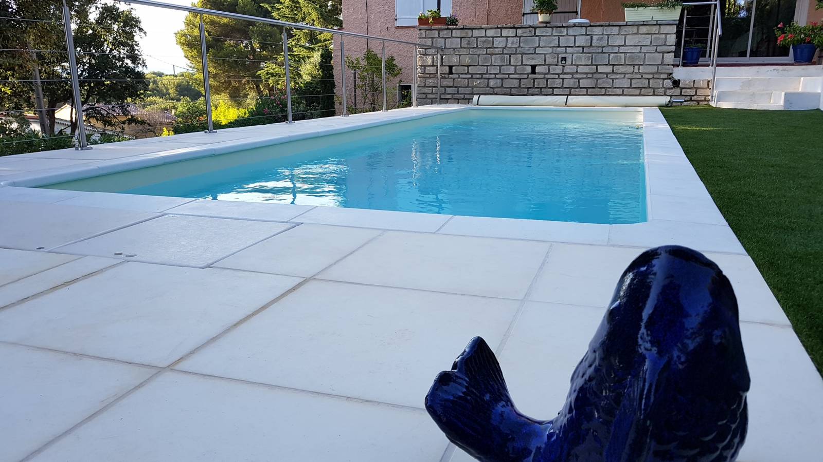 réalisation d'une piscine 9x2.50m sablel