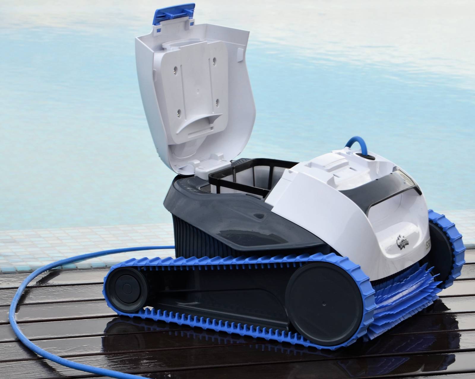 ROBOT PISCINE DOLPHIN S50 LA SEYNE SUR MER