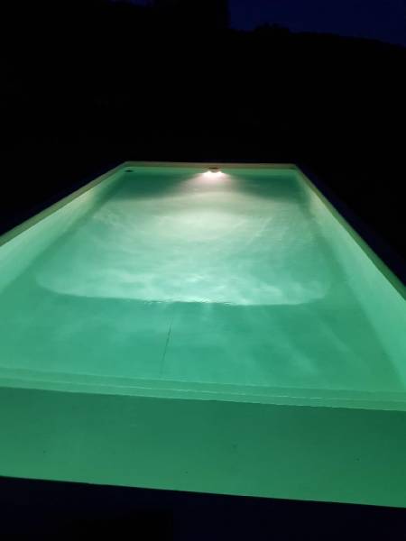  piscine sable 9x4m éclairé